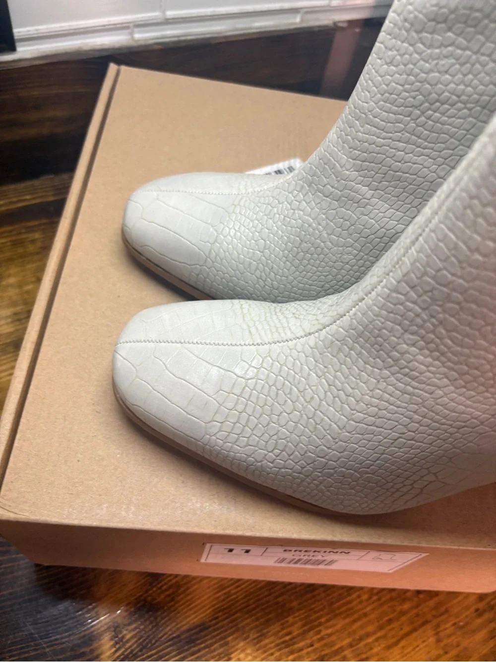 Journee Brekinn Gray Croc Heeled Boots Size 11